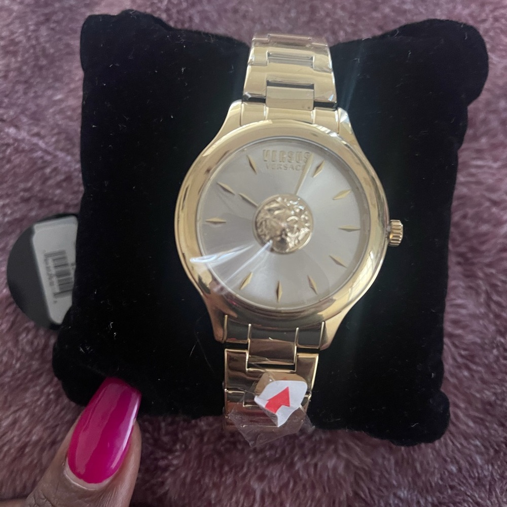 New (never used) Versace Watch